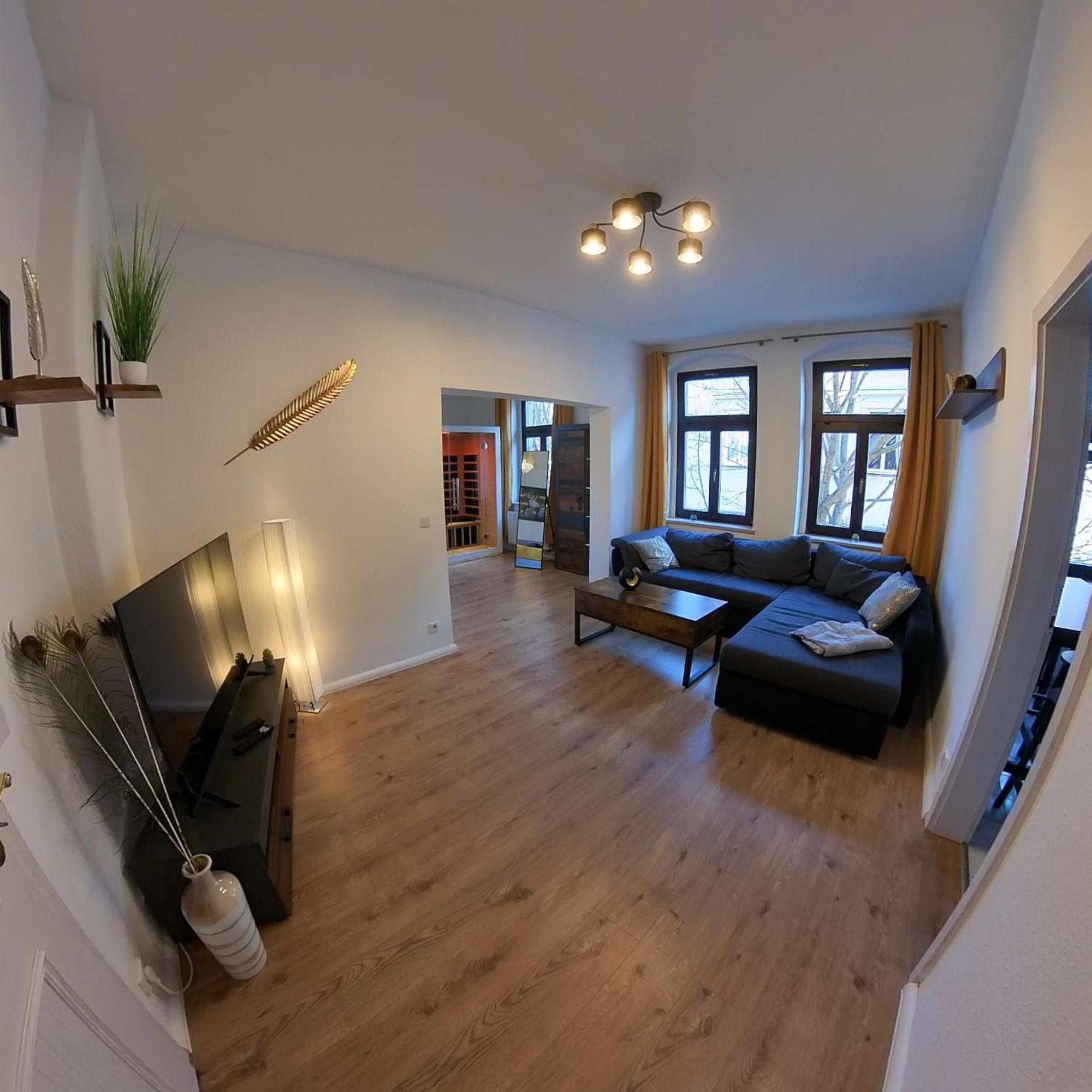 Federtraum Mit Sauna Sehr Gemuetlich, Neu Dresden Exteriör bild